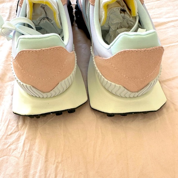 New Balance XC72 sneakers in pink and lilac Sz UK 8.5 (42.5 EUR) Unisex - Picture 3 of 11